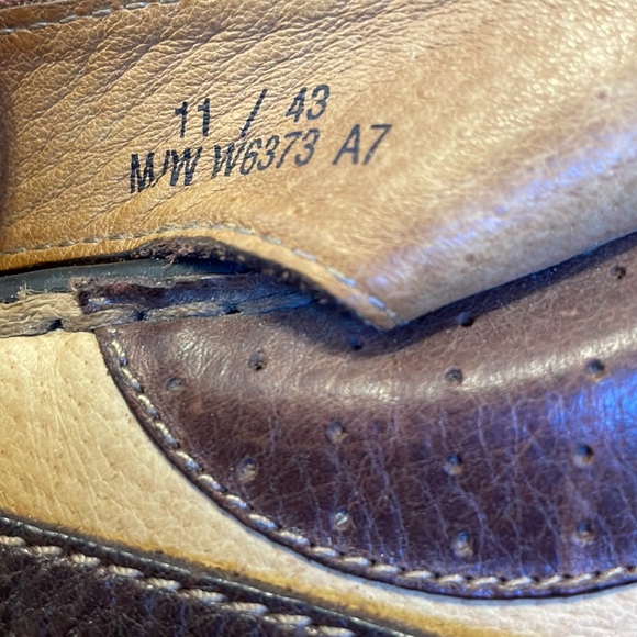 Brown Born Flip Flops Size 11 - Picture 3 of 4